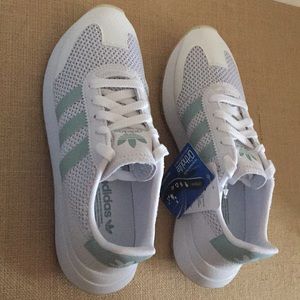 New Adidas Flashback Women’s Shoes